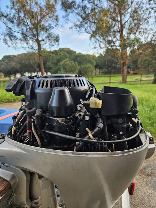 Vendo barco ockelbo 4,15m com motor Honda de 8cv e atrelado!