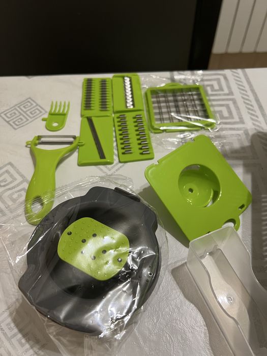 Овощерезка из 16 предметов