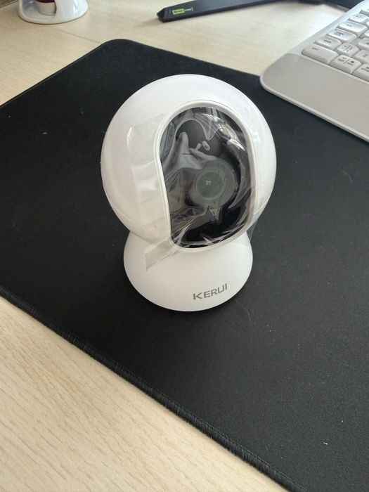 Kamera wewnetrzna WIFI Tuya