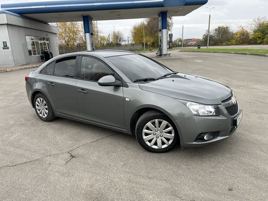 Продам Chevrolet Cruze