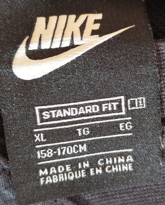 Оригінальний світшот Nike Sportswear (XL / 158-170 см)