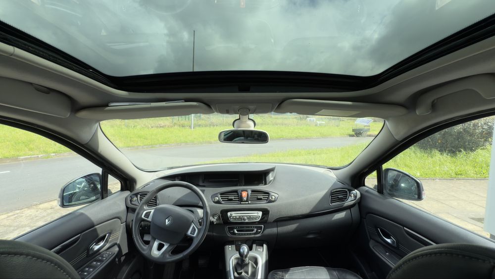 Renault Scenic 2011 - 1.5 dCi - Bose Edition 7 lugares