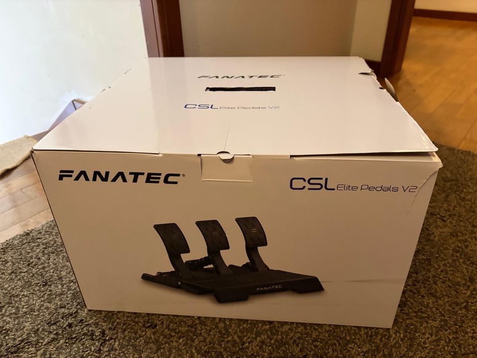Base Fanatev e Pedais V2 c/ Kit 3Drap e Kit de alolas de Competicao Fanatec. Como novo. Fudo com garantia e respectivas caixas e acessorios.