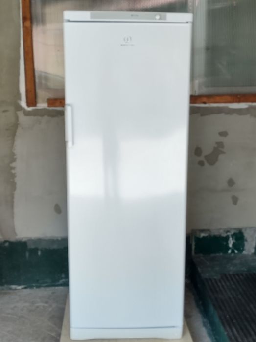 Морозильная камера INDESIT NUS 16.1 AAH
