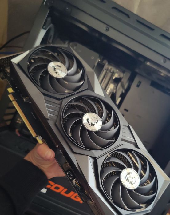 Продаю ігровий пк  RTX 3070 та Ryzen 7