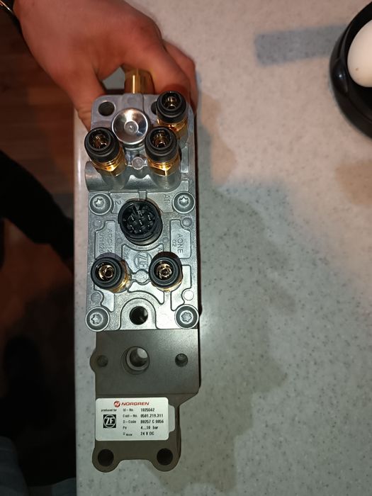 Селектор коробки передач zf iveco daf man renault 1025562