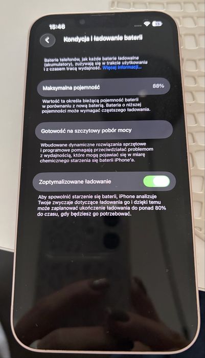 Iphona 13 różowy