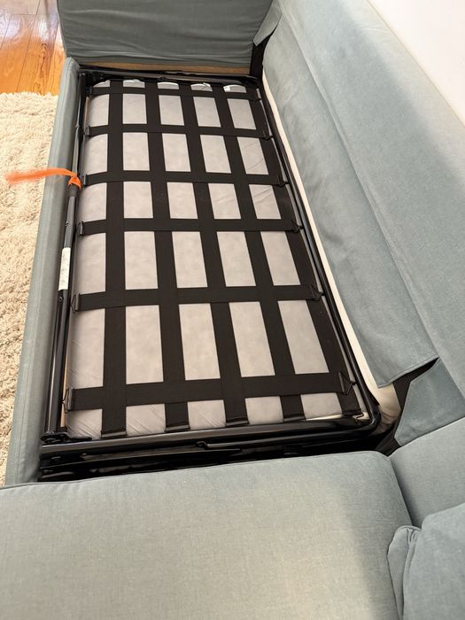 Sofá cama IKEA com chaise loungue