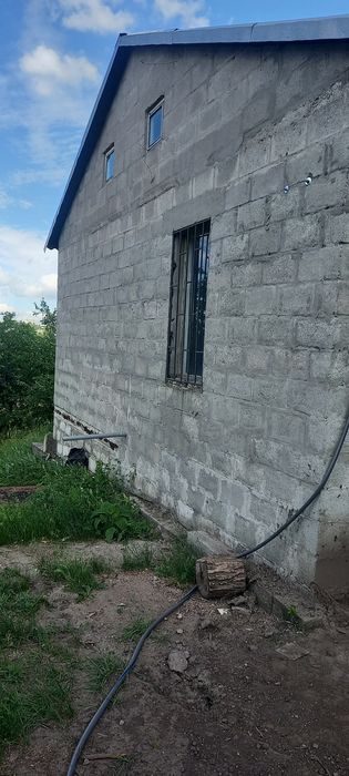 Продам домик 6 соток земли р-н 55 Блочок свет,вода