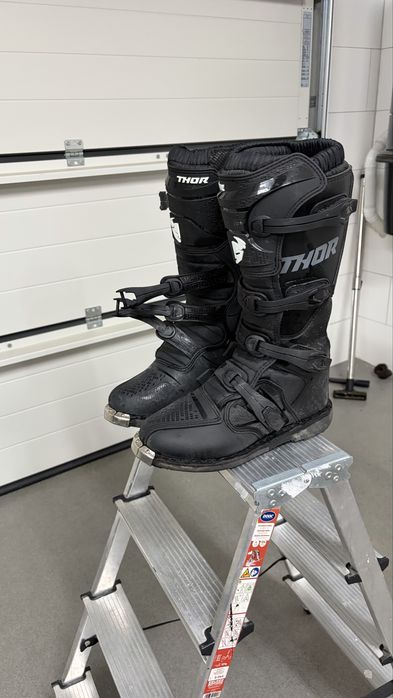 Buty na cross THOR