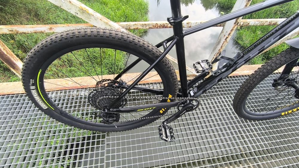 Rower Scott Scale 970 Black/Yellow rama L