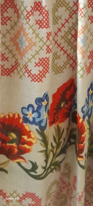Гарне плаття на день Вишиванки