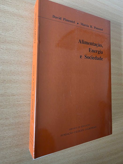 Livro "Alimentação, Energia e Sociedade" de David Pimentel