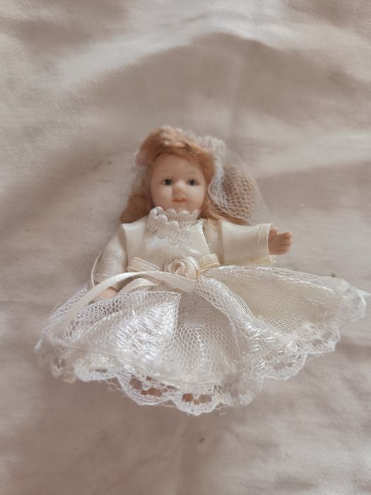 Bonecas de porcelana