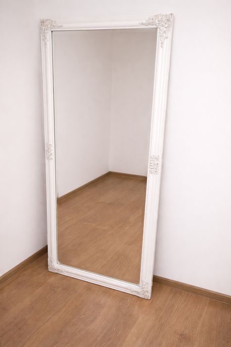 Lustro JYSK model NORDBORG wymiar 162  na 72 cm