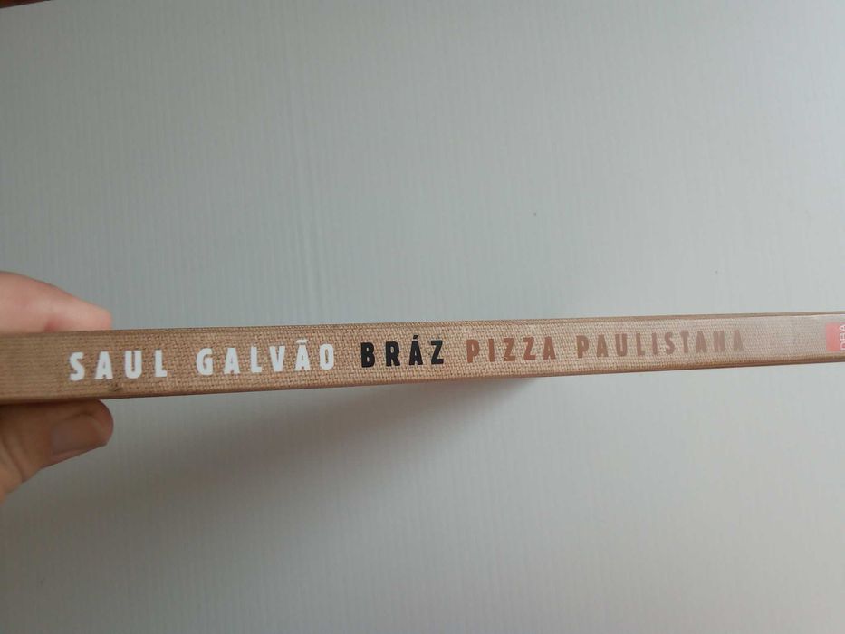 Livro " Bráz Pizza Paulistana" de Saul Galvão