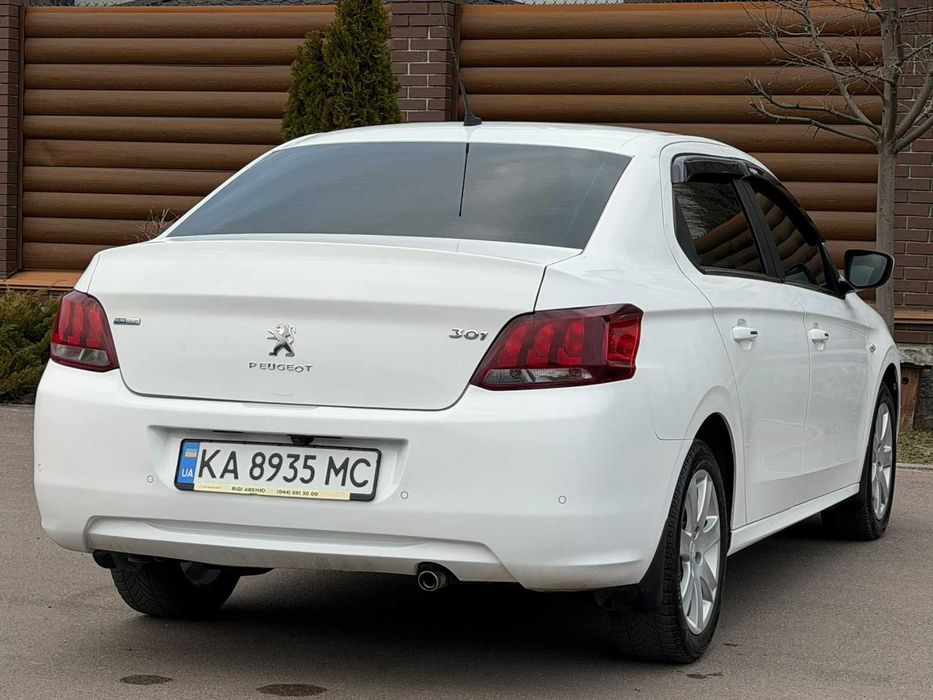 Peugeot 301 2017