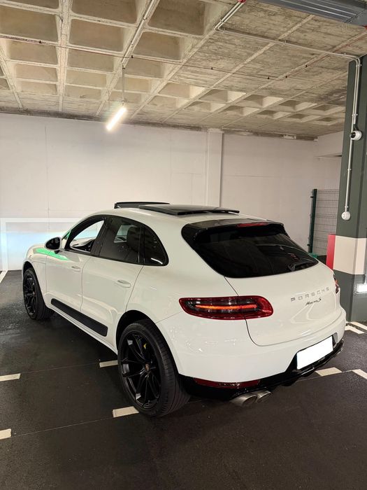Porsche Macan S