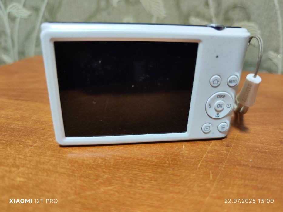 Продам Фотоапарат Samsung  ST72