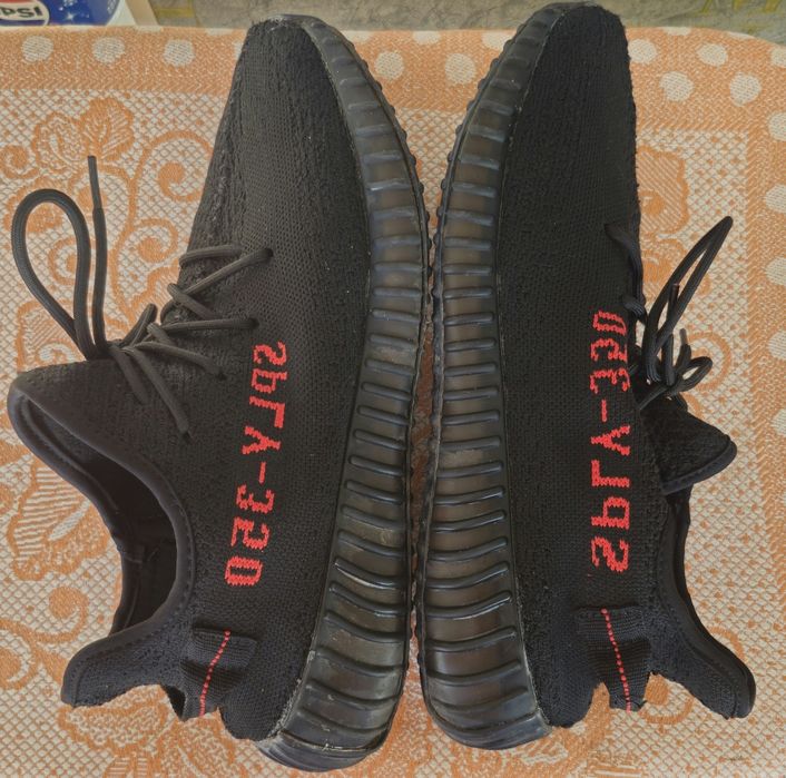 Кроссовки Adidas Yeezy Boost US11