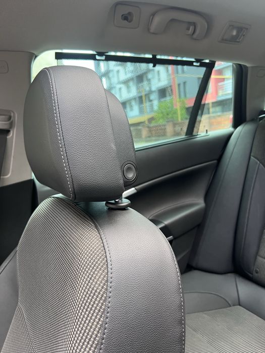 Opel Insignia 2011 року