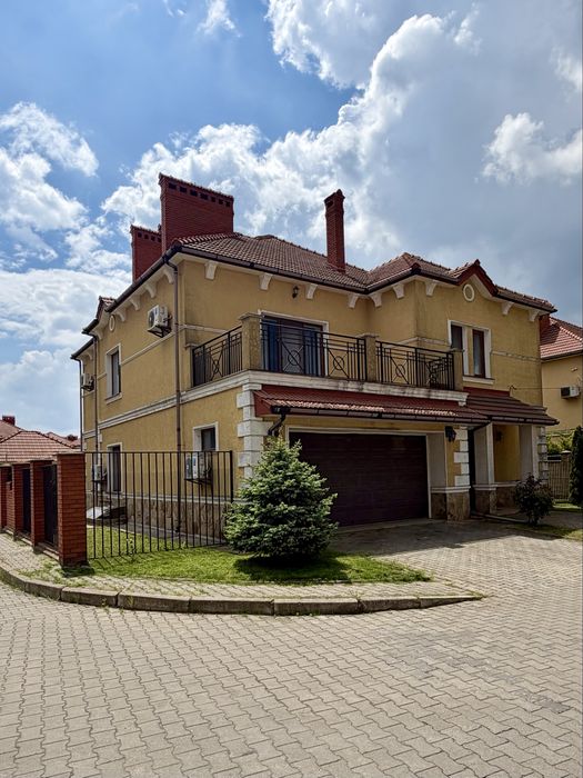 Совиньон. Дом 360кв.м. Участок 6,3 сотки.