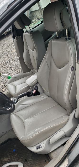 Сидіння Крісла салон шкіра кожа Пежо Peugeot 308 SW