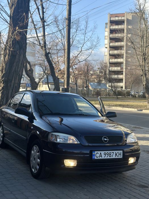 Опель астра H 2003