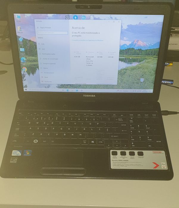 Portátil Toshiba C660