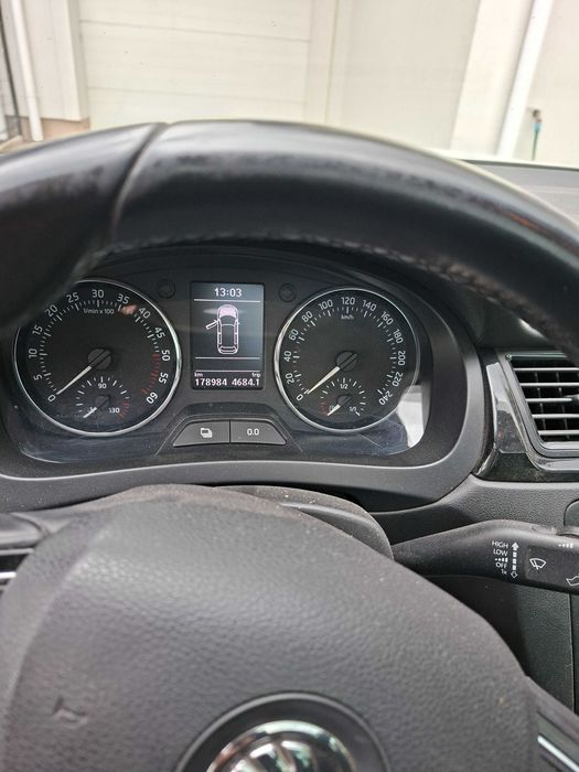 skoda rapid 1.6