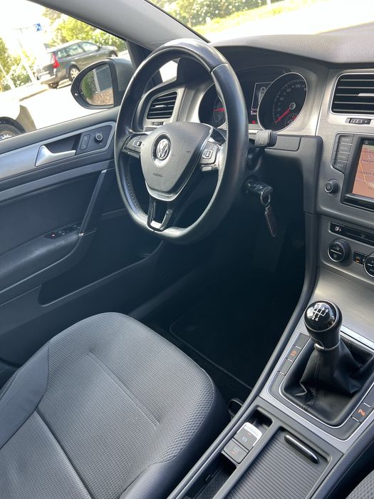 Volkswagen Golf — fotografia 11