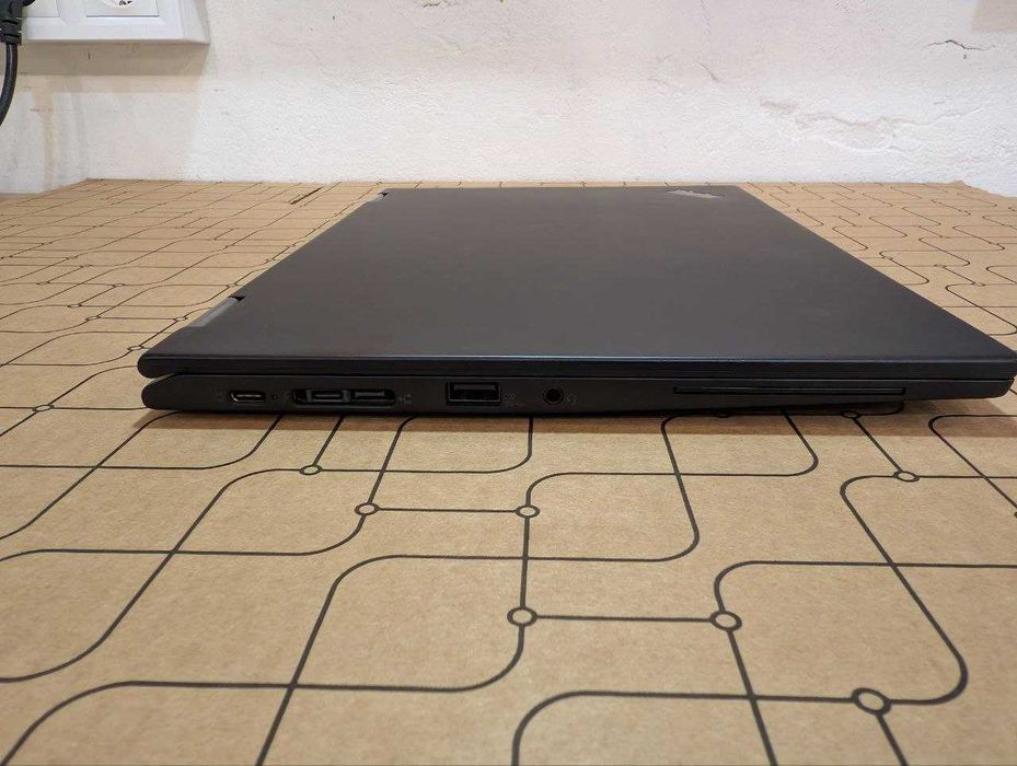 Ноутбук-планшет 2в1 Lenovo ThinkPad Yoga X390 / i5-8265u / DDR4 8GB / SSD 256GB / IPS Touch / Гарантія, кредит, ОПТ