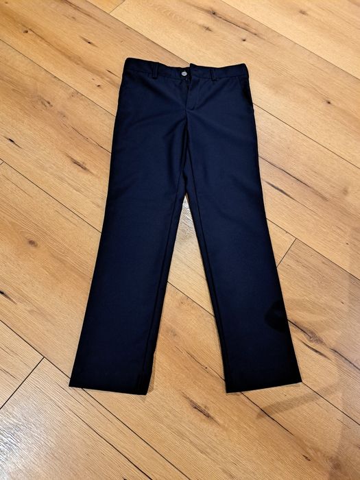 Spodnie dla chłopca rozmiar 146cm.