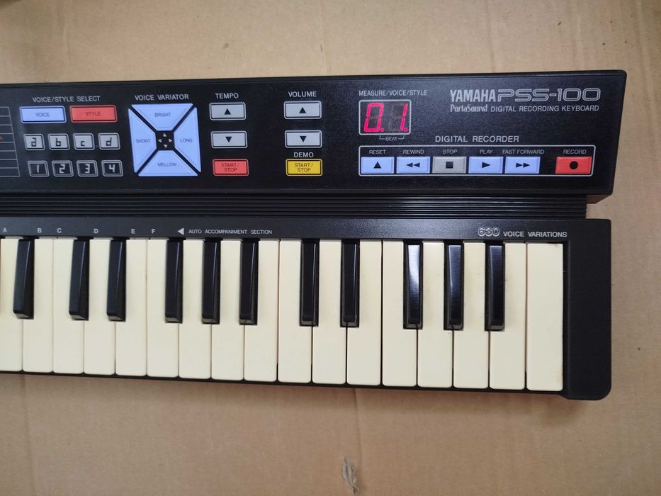 Instrument Klawiszowy Yamaha PortaSound PSS-100