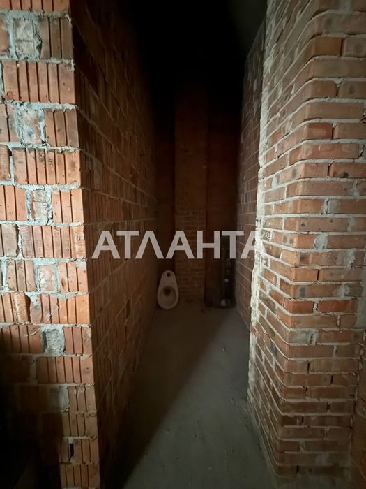 Комерційне приміщення біля стадіону Арени Львів