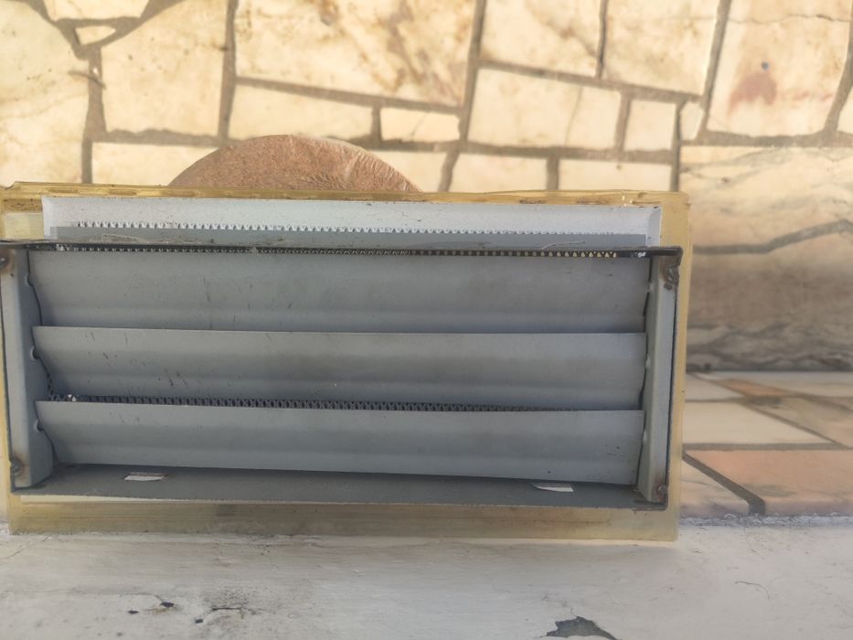 Grelhas de ventilação de ar quente
