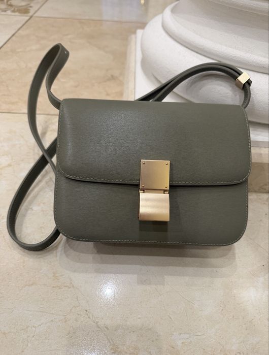 Сумка  в класичному стилі, нова