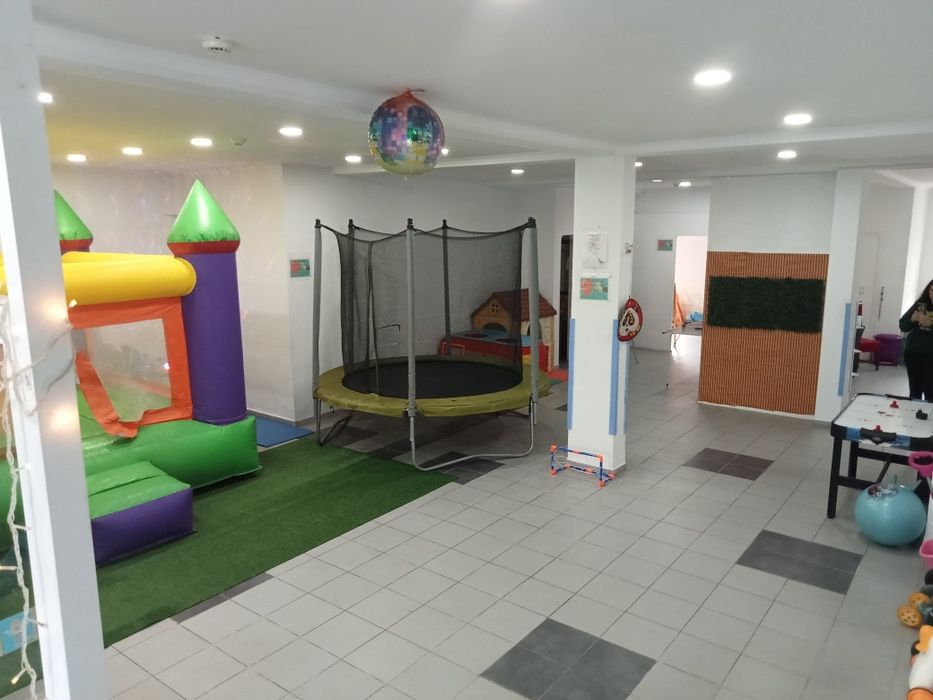 Espaço equipado para festas particulares de aniversário para crianças