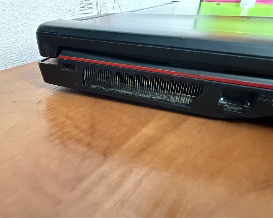 Laptop gamingowy MSI GL73 8RC