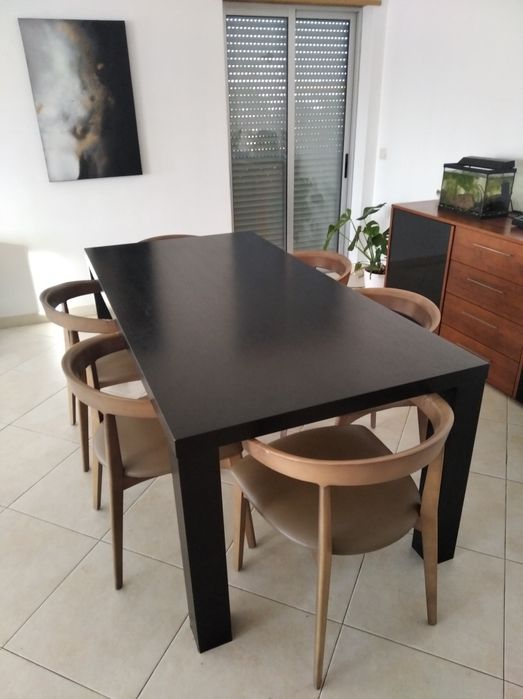 BO Concept living room table