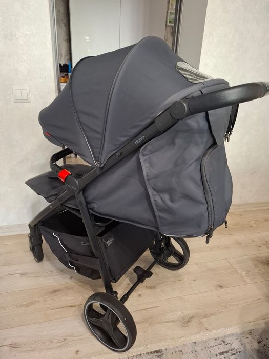 Продам дитячу коляску Carello Bravo