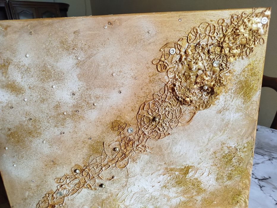 Tela pintada a mão com relevo