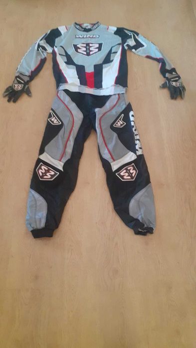 Equipamento de moto cross
