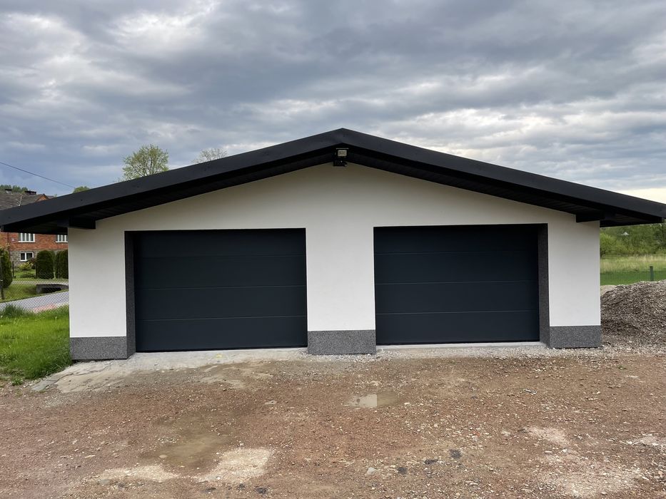 Brama garażowa segmentowa Fakro antracyt woodgrain 3000x2500