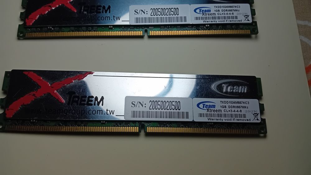 Memórias RAM 1Gb DDR2