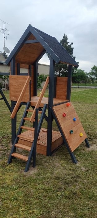 Plac zabaw model , domek dla dzieci