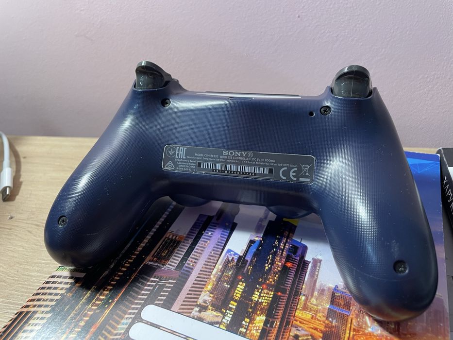 Джойстик для PS4 DUALSHOCK 4  V2