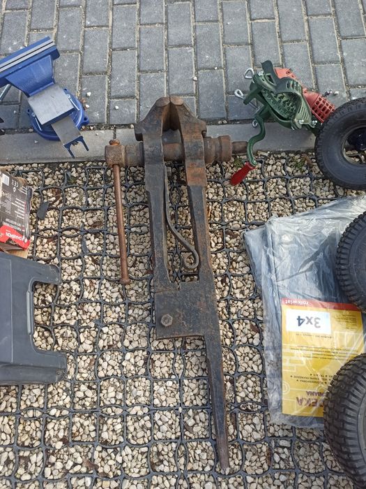 Sprzedam imadło kowalskie