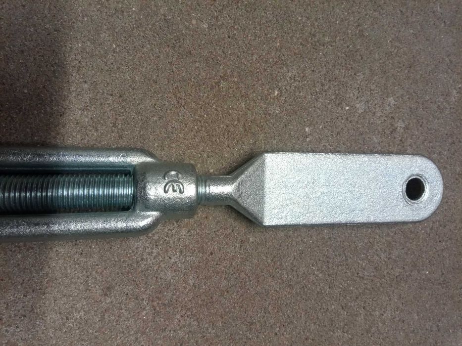 Śruba naciągacz oko-oko M16