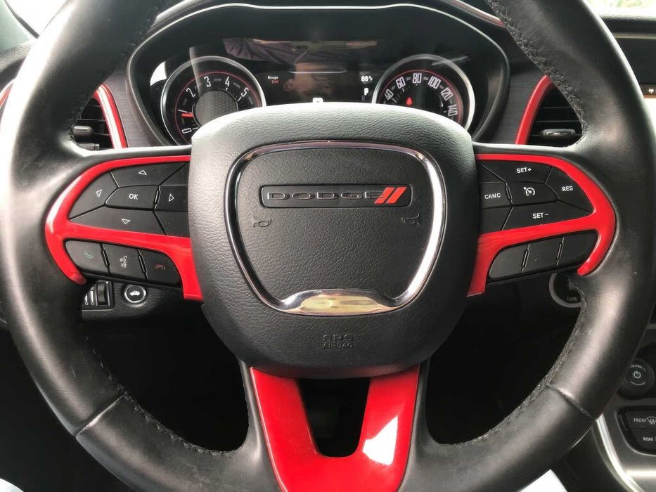 Dodge Challenger      2017